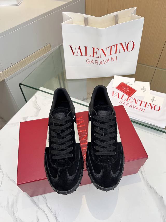 Vltn 休闲鞋 2024最新款德训鞋 爱不释手 精工细节牛皮铆钉运动鞋 复古时尚 简约高级 随意搭配 原版大底35-40.男39-46